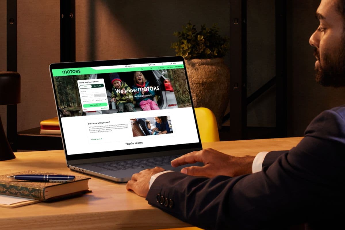 Motors mock-up 2024 1200x800px