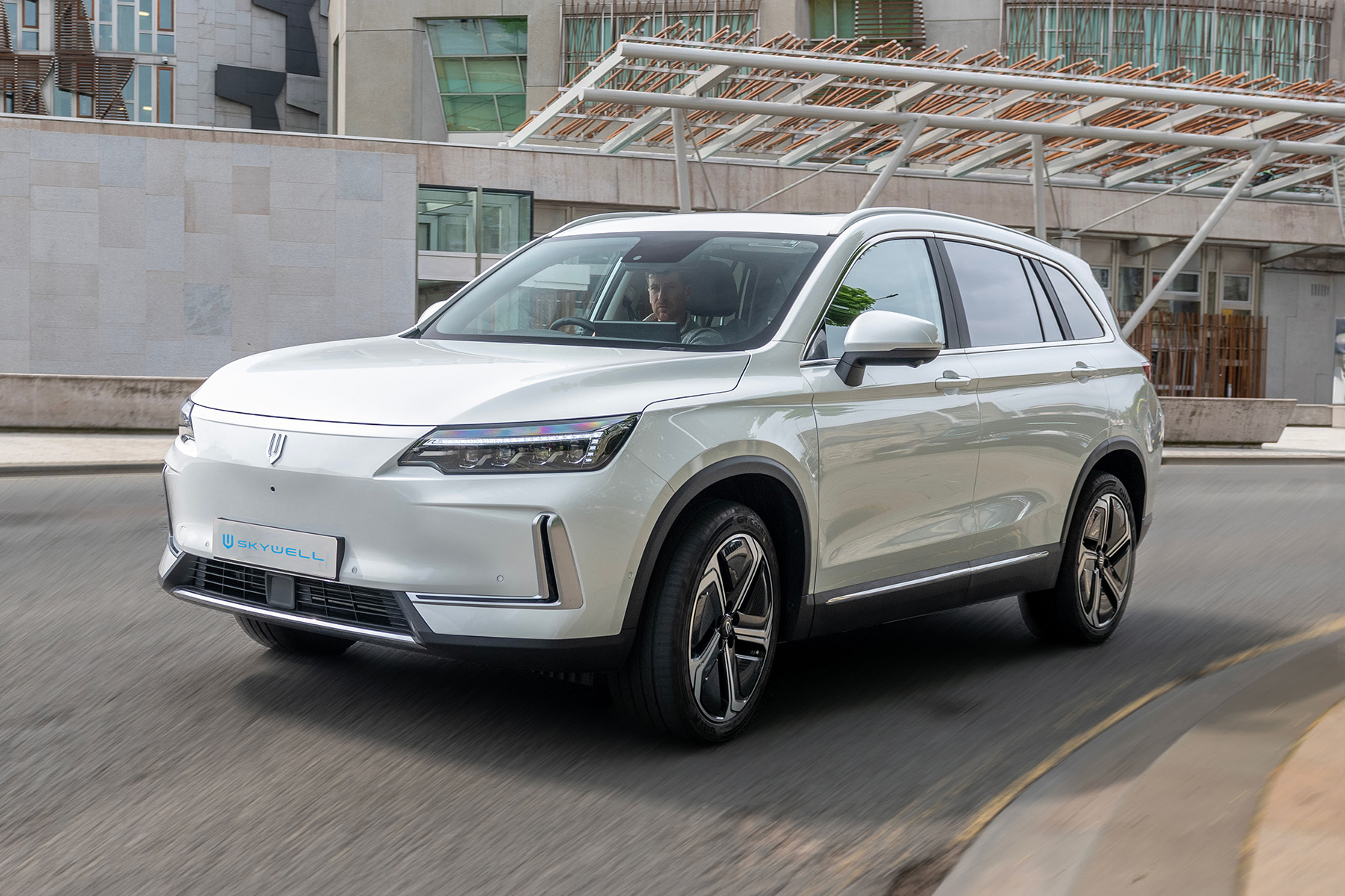 Skywell BE11 front view | Expert Rating